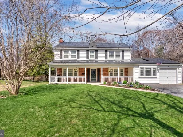 4018 Wakefield Ln, Bowie, MD 20715