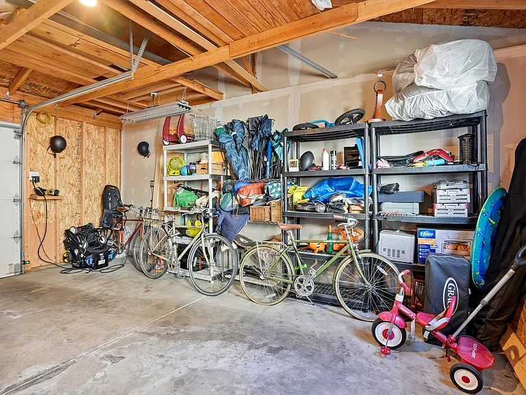 9000 Monaco St #8 — Photo 126