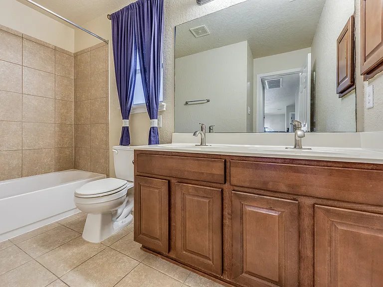 5723 White Oak Cv — Photo 17