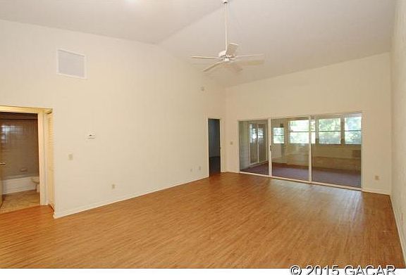 3rd image of 1008 NW 124th Dr