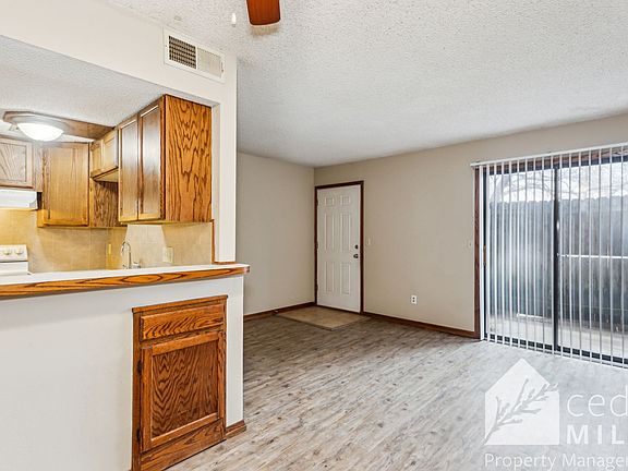 3rd image of 739 N Sheridan Ave #110
