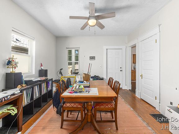 4th image of 454 Norwood Ave SE