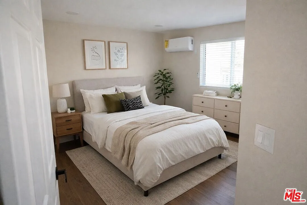 1 bed, 1.0 bath, 600 sqft, $1,950 — Photo 3