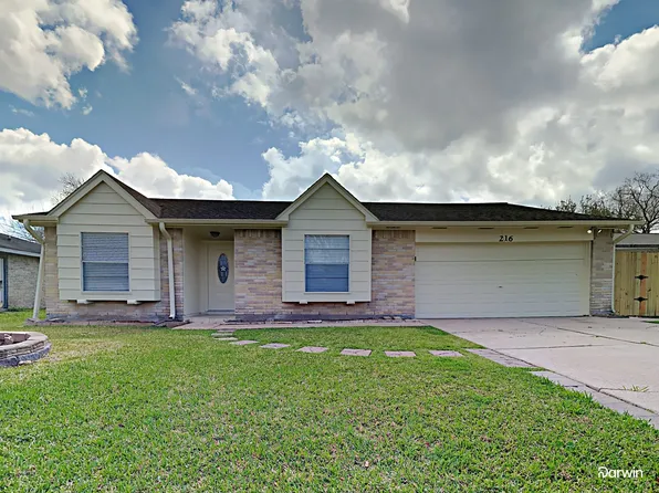 216 Maple Leaf Dr, League City, TX 77573