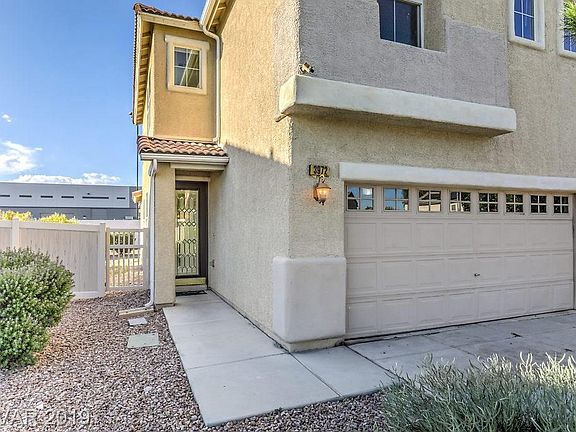 4th image of 3972 Pistachio Nut Ave