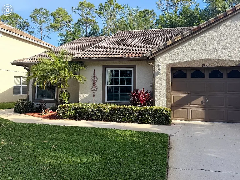 2472 Saint Augustine Blvd — Photo 2