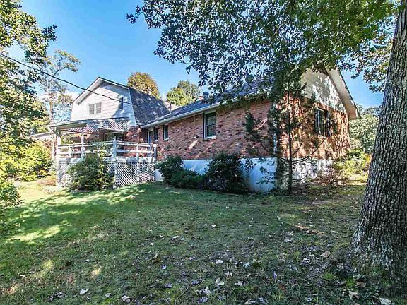 4th image of 1515 Lurlyn Dr