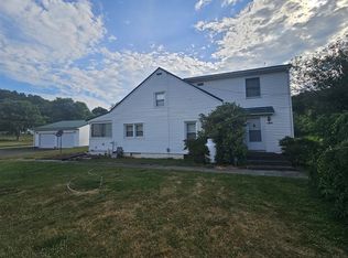 1632 Old Wolf Creek Rd, Narrows, VA 24124