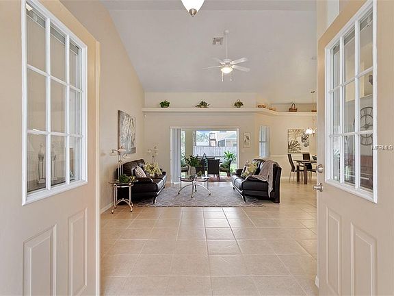 5th image of 3791 Lundale Ave