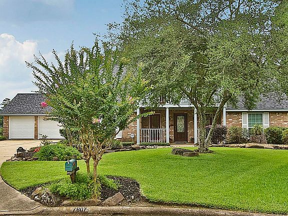 4th image of 7807 Pinehurst Shadows Dr