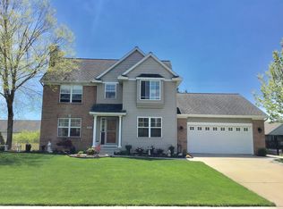 3734 Kinview St NW, Grand Rapids, MI 49534