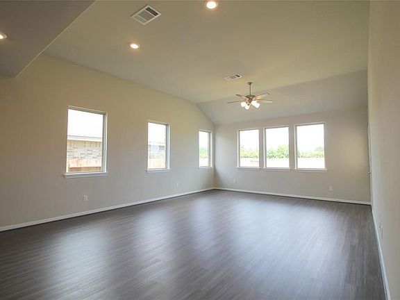 5th image of 10102 Granite Grove Ln