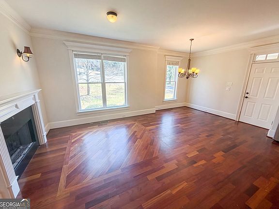 4th image of 2295 Venture Dr