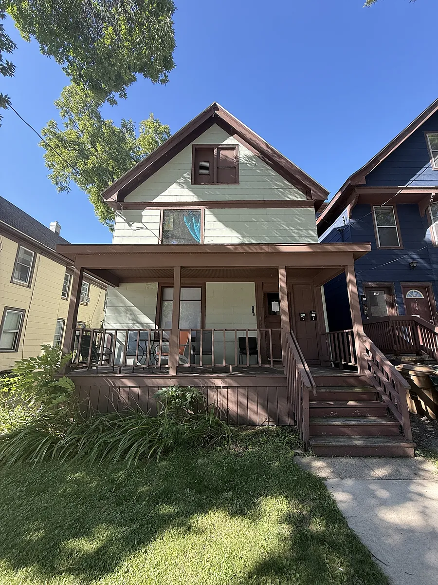 Building Photo - 118 S Blair St #1