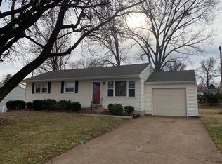 10822 Coral Ridge Dr, Saint Louis, MO 63123