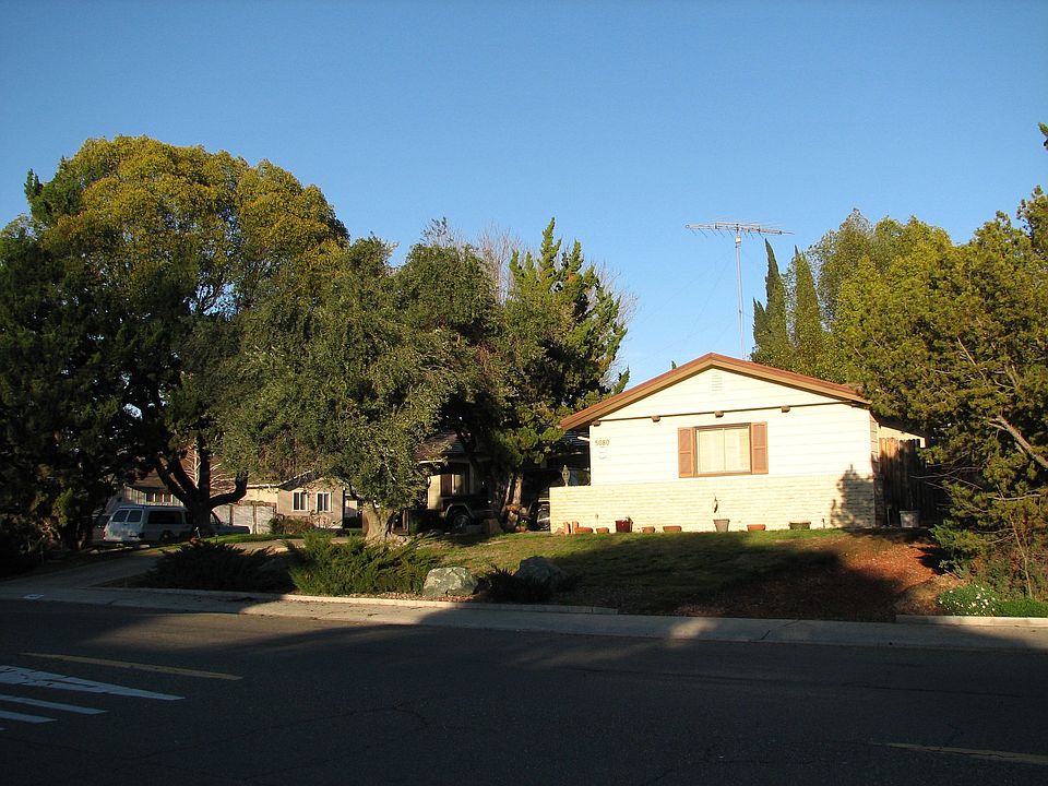 2nd image of 5080 Diablo Dr