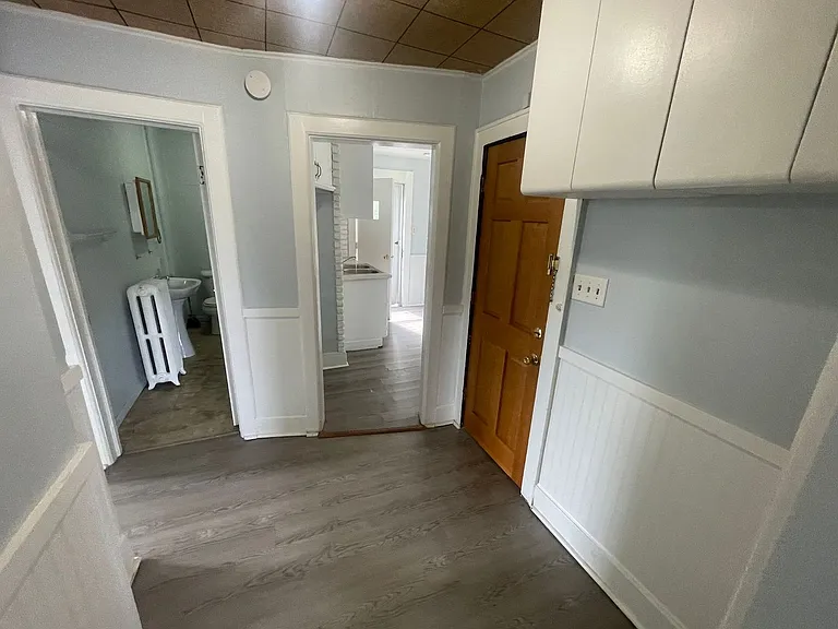 1501 S 84th St./8405 W Orchard St. (Duplex) — Photo 3