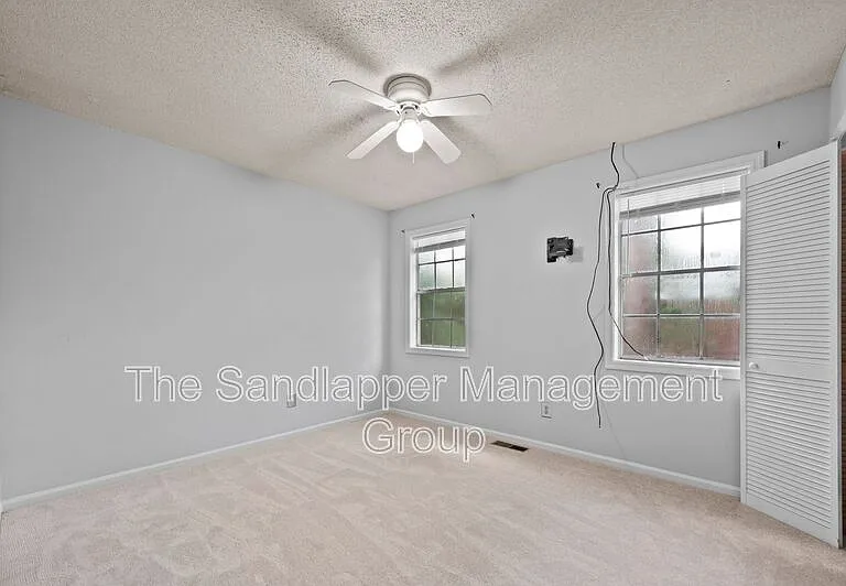 3616 Peppertree Ln — Photo 8