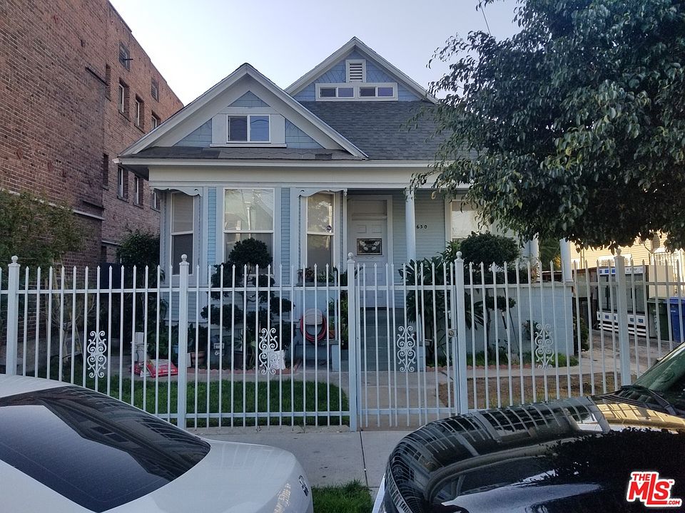 1st image of 1630 W 12th St
