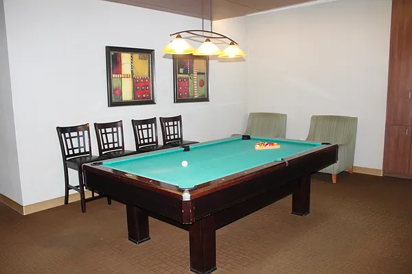 Rented by RE MAX Team | media 12