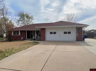 1709 Lilac St, Mountain Home, AR 72653