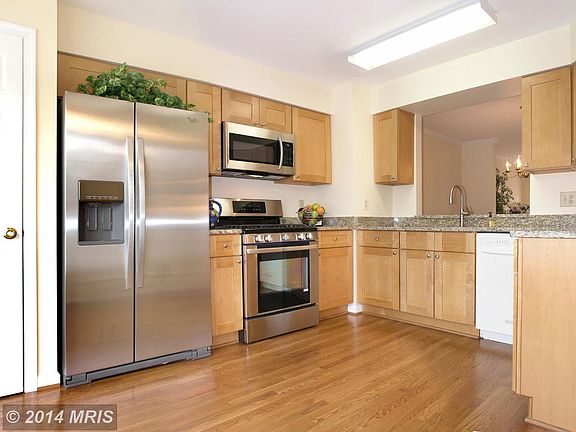 4th image of 21214 Winding Brook Sq