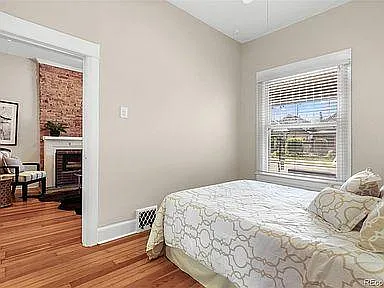 1386 Perry St — Photo 12