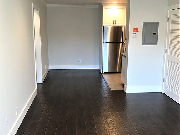 5th image of 3579 Terrace Way #7