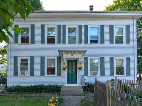 62 Circular St, North Attleboro, MA 02760