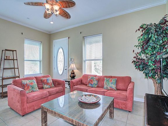4th image of 131 E Saturn Ln #8