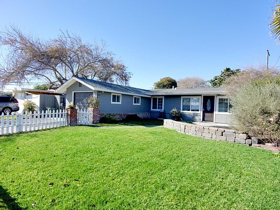 3rd image of 259 Velvetlake Dr