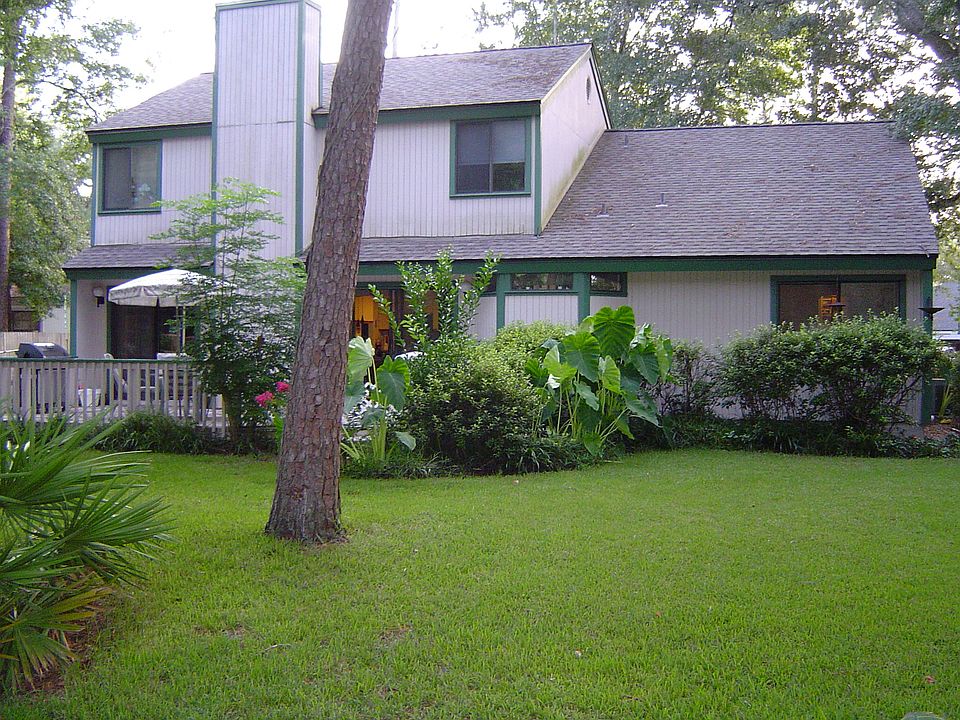 2nd image of 4034 Yeovil Dr