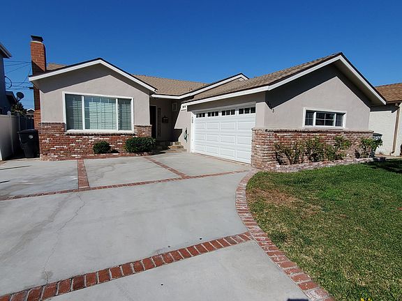 2nd image of 3213 W 180th St