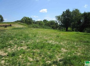 1000 S Helen St, Sioux City, IA 51106