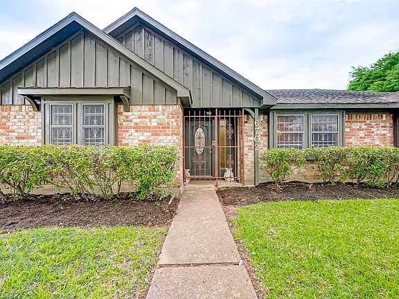 3rd image of 6702 Maczali Dr