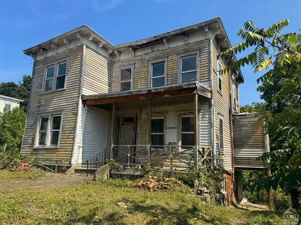 40 Thompson Street, Catskill, NY 12414