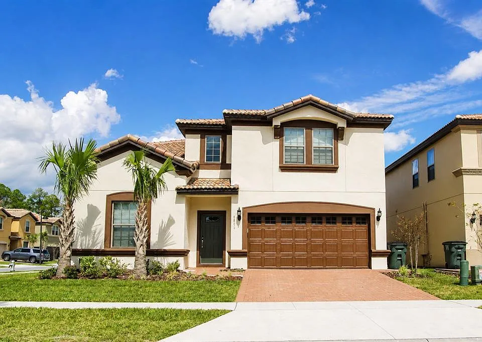 8861 Corcovado Dr