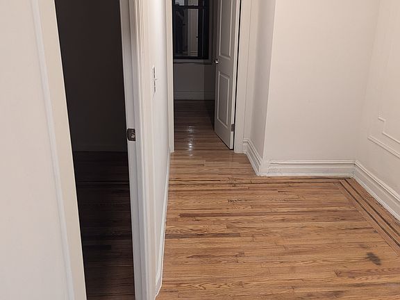 3rd image of 627 E 9th St #1B