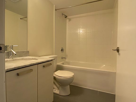 4th image of 68 Abell St #1016