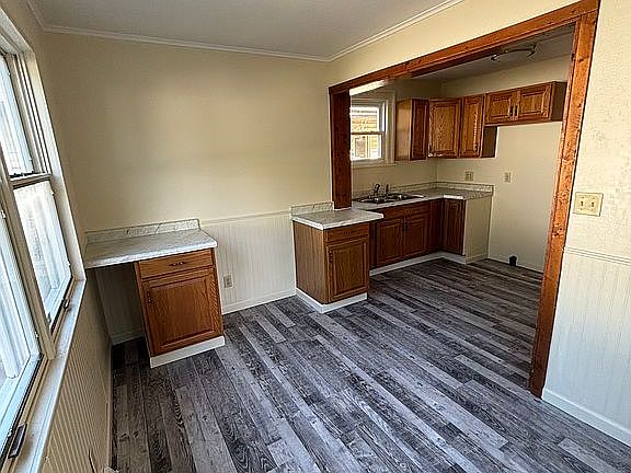 5th image of 3515 Almeda
