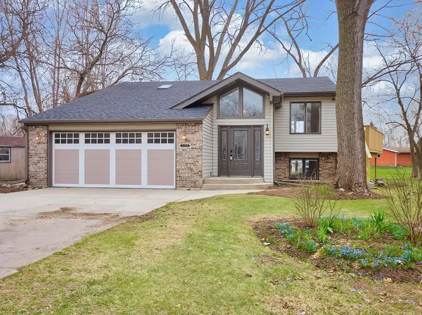 330 East Lawn COURT, Silver Lake, WI 53170