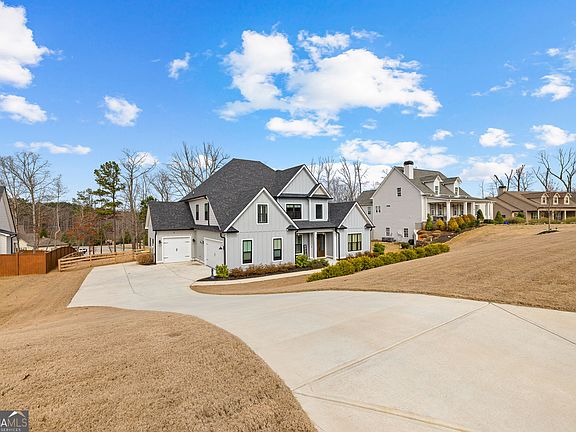 2nd image of 43 N Cove Dr