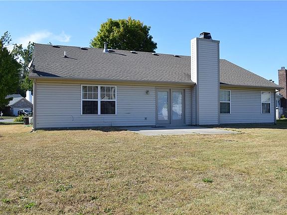 2nd image of 529 Jack Pine Ct