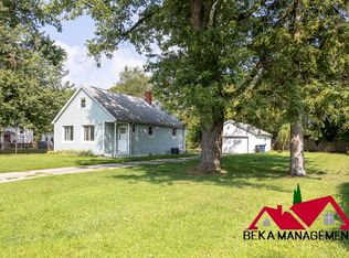 1833 S Parent Ave, Westland, MI 48186