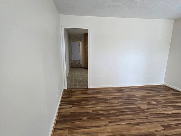 3rd image of 1416 W Main St #1-4