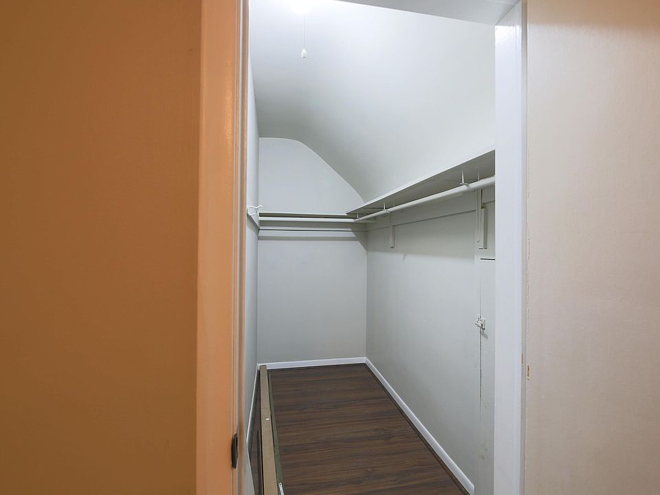 2679 Oxford Rd, photo 22