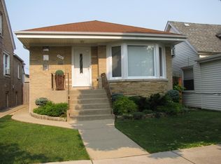 4561 N Mobile Ave, Chicago, IL 60630