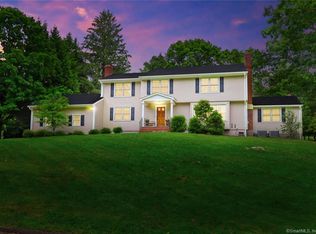 42 Thornwood Rd, Stamford, CT 06903