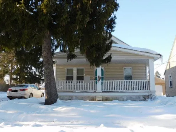 5328 Kohout St, Maple Heights, OH 44137