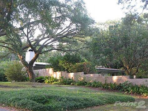 Courtyard Wall